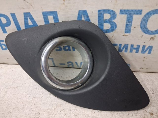 Заглушка, решітка протитуманних фар бампера переднього, права 865641H020 HYUNDAI