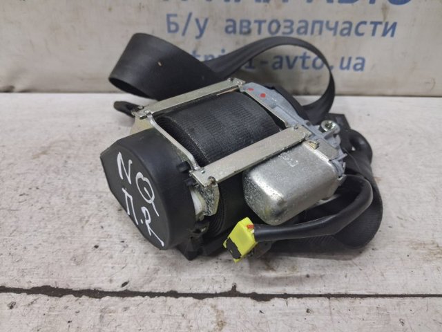 Ремінь безпеки передній правий 86884BR00A NISSAN