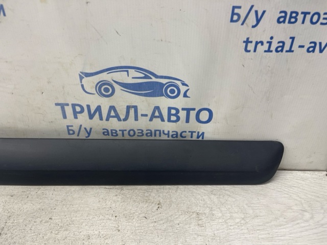 Молдинг передніх правих дверей 877221C500CA HYUNDAI