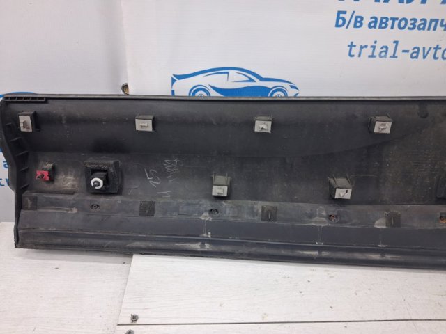 Молдинг задніх правих дверей 877324Z000 HYUNDAI