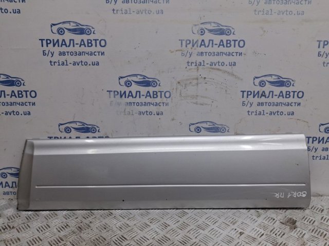 Накладка передньої правої двері 877403E500 HYUNDAI