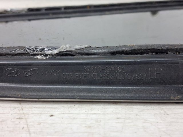 Скло багажника, ліве 878102W010 HYUNDAI