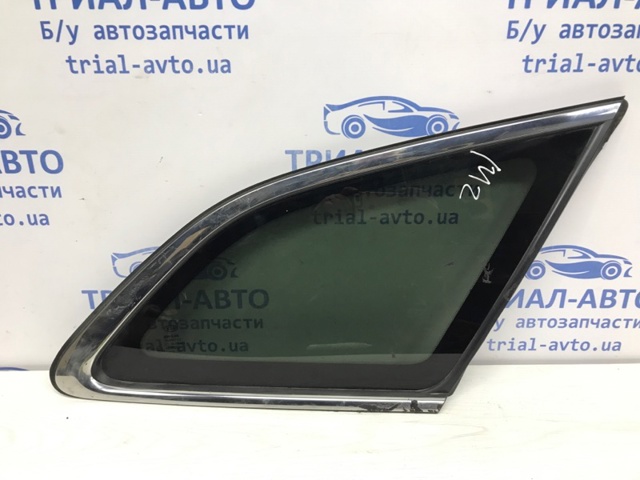 Скло кузова/багажного відсіку, праве 87820A2500 HYUNDAI