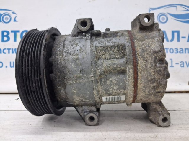 Насос кондиціонера 8831005120 TOYOTA