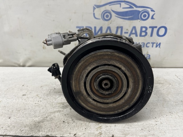 Компресор кондиціонера 8832048080 TOYOTA