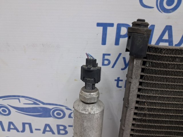 Радіатор охолодження кондиціонера 92100JG000 NISSAN