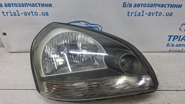 Фара передня права 921022E000 HYUNDAI