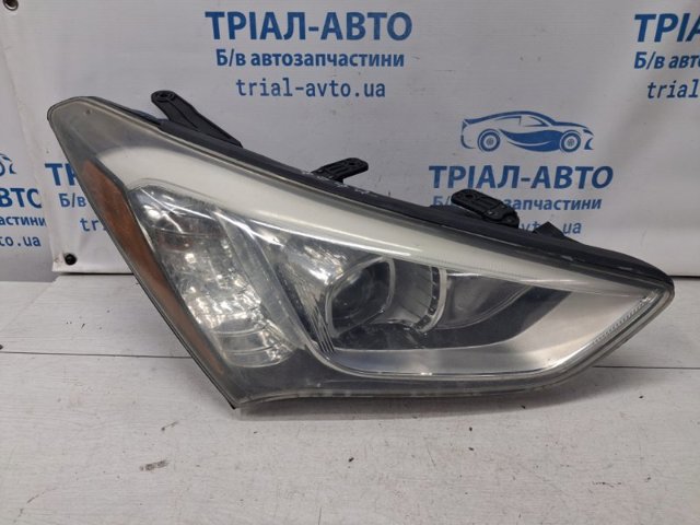 Фара правая 921024Z010 HYUNDAI