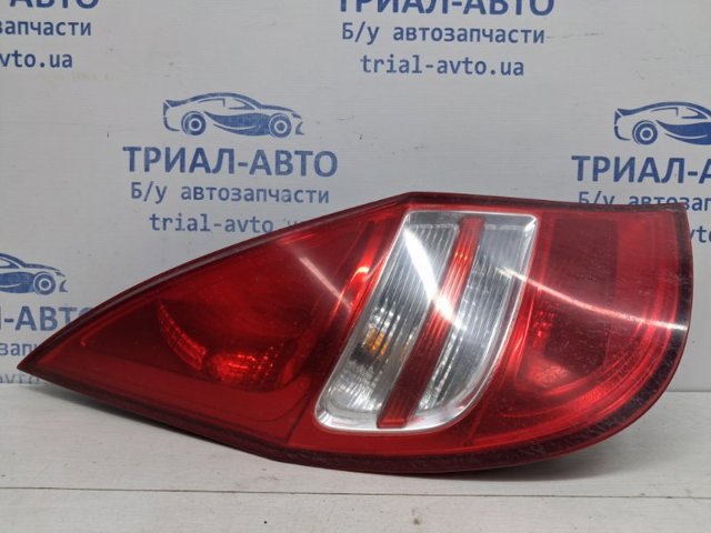Задня ліва фара 924012L010 HYUNDAI