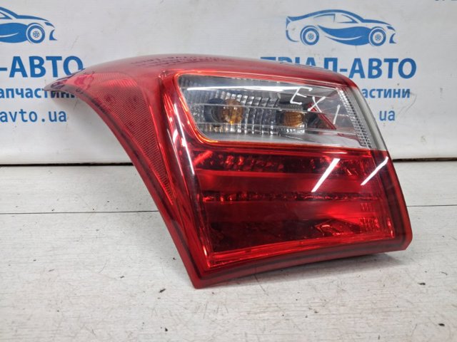Задня ліва зовнішня фара 92401A5020 HYUNDAI