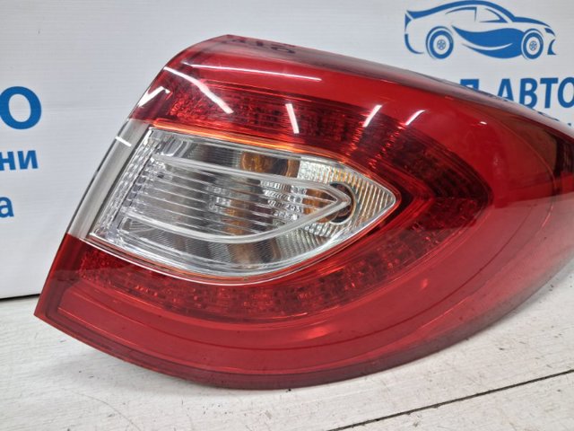 Задній правий зовнішній ліхтар 924022Y500 HYUNDAI