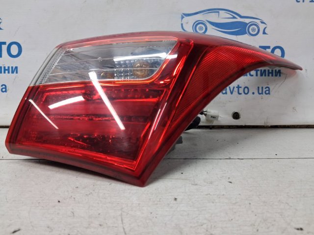 Фара задня права зовнішня 92402A5020 HYUNDAI