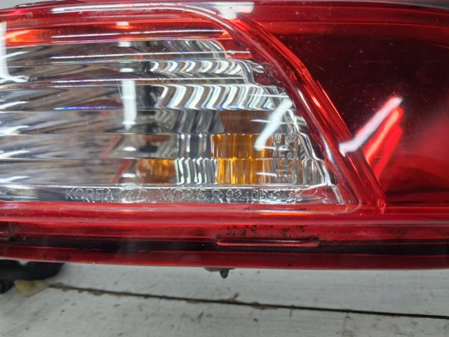 Фара протитуманна задня, права 924063U300 HYUNDAI