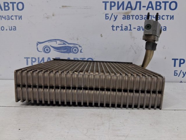 Випаровувач кондиціонера 93743544 GM