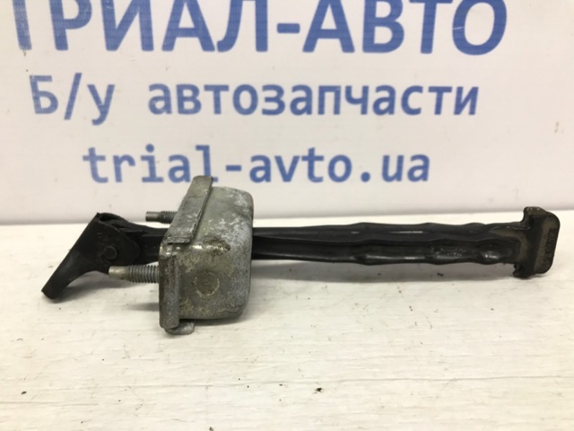 Обмежувач відкриття дверей, передній 95103842 GM