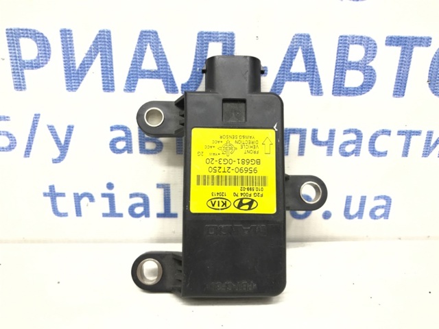Датчик поперечного прискорення (ESP) 956902T250 HYUNDAI