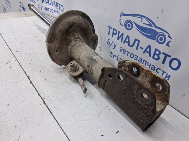 Стійка передня права 95948812 GM