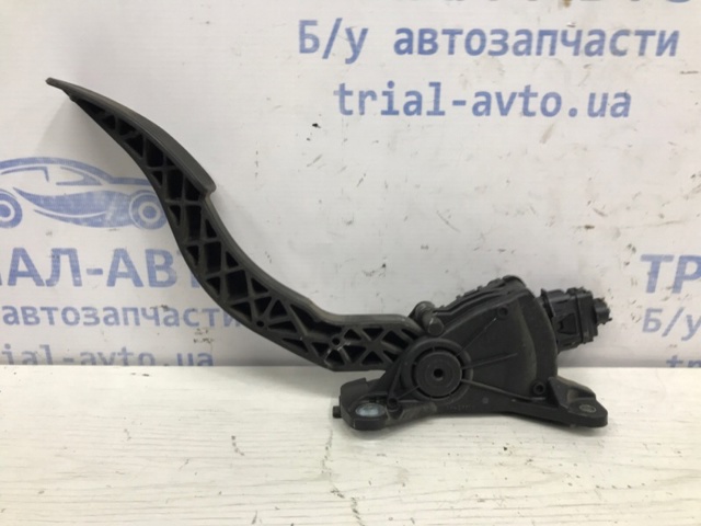 Педаль газу (акселератора) 96408078 GM