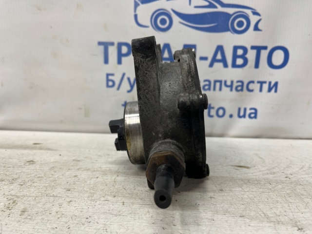 Насос вакуумний 96440320 GM