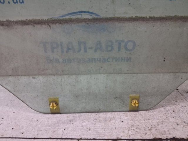 Скло заднє ліве 96624062 GM