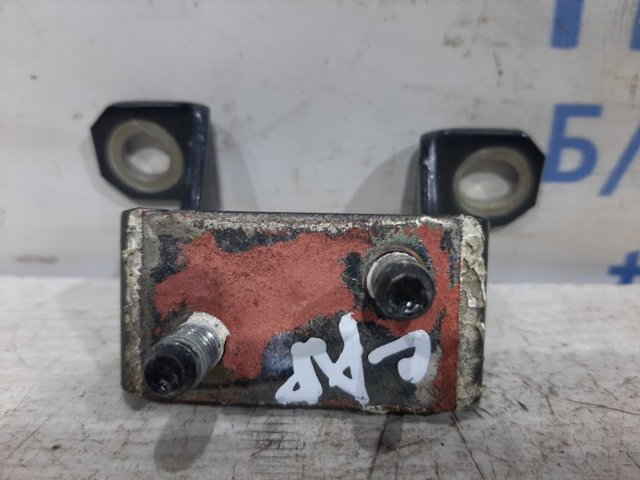 Петля задньої багажної, 3/5 -ої двері 96624633 GM