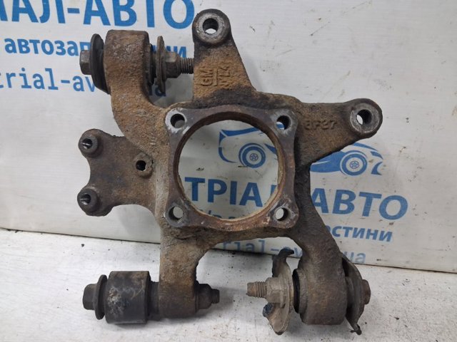 Цапфа поворотного кулака 96626433 GM