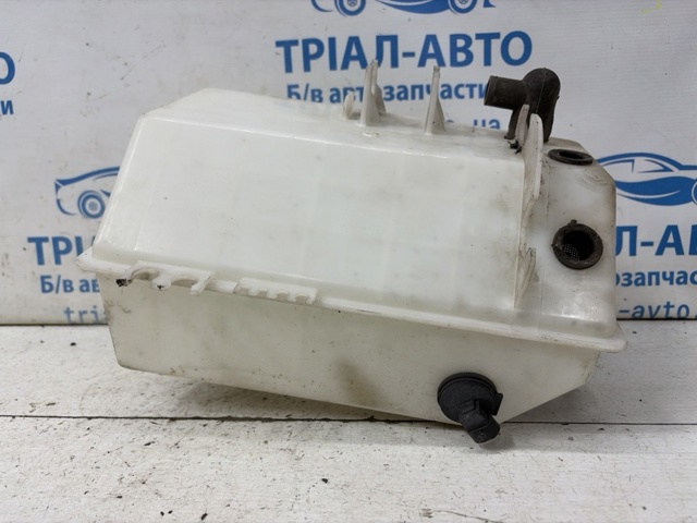 Бачок омивача лобового скла 96627003 GM