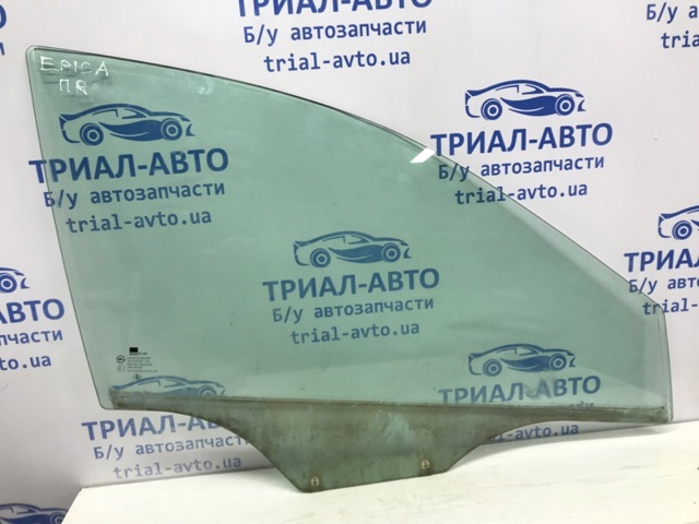 Скло пасажирських дверей 96635824 GM