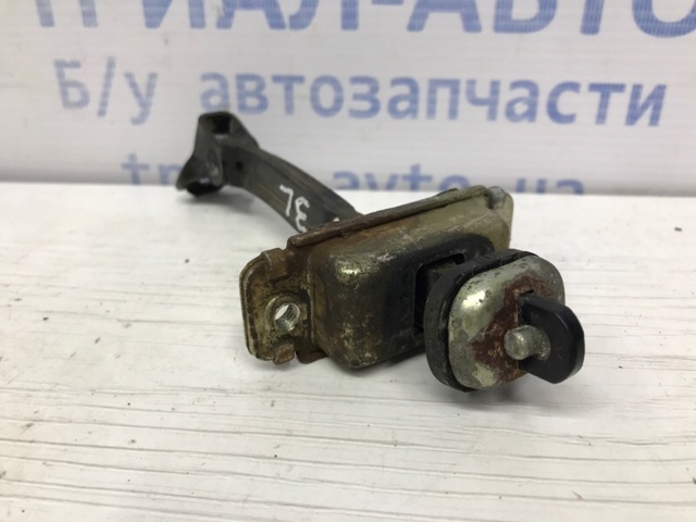 Обмежувач відкриття дверей, задній 96635999 GM