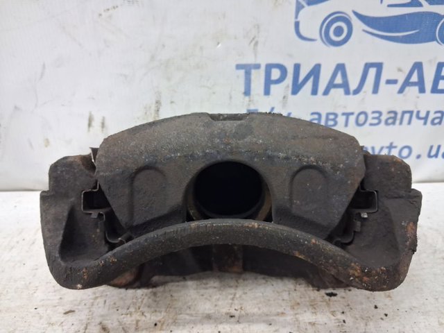 Супорт гальмівний, передній, правий 96639589 GM