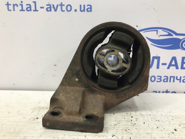 Подушка передньої опори двигуна 96640059 GM