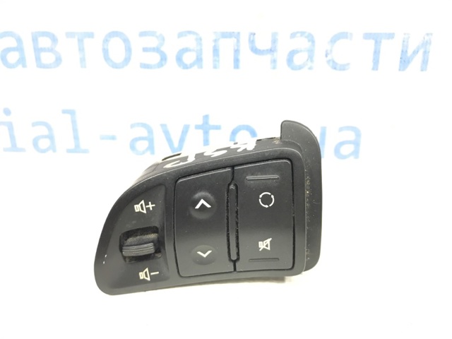 Блок кнопкових перемикачів рульового колеса 967003W050EQ HYUNDAI