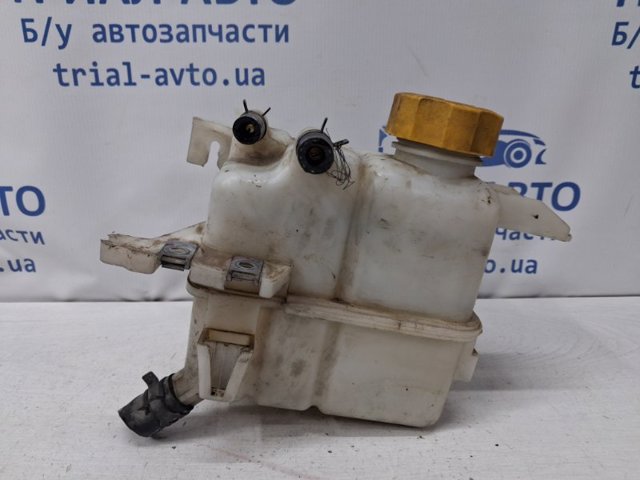 Бачок для води 96837836 GM