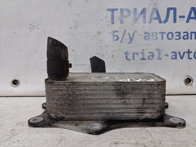 Радіатор масляний (холодильник), під фільтром 96868256 GM