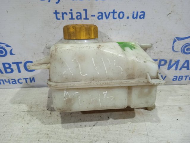 Бачок розширювальний радіатора охолодження (вир-во gm узбекистан) 96930818