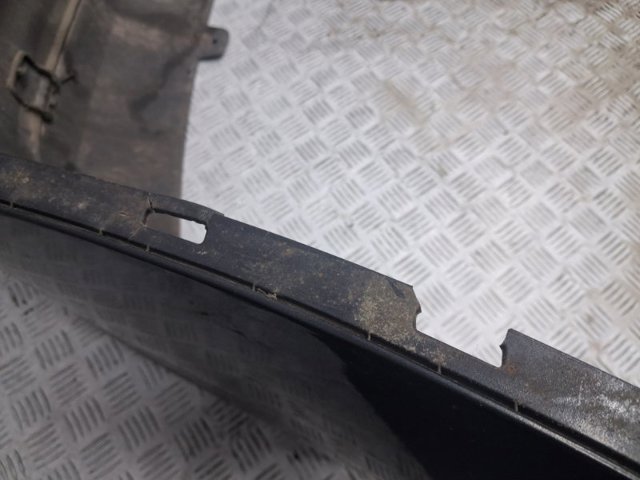 Кожух бампера заднього 96981076 GM