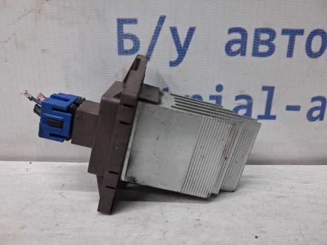 Регулятор оборотів пічки 972354D000 HYUNDAI