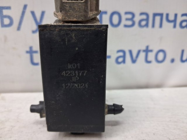 Електропомпа омивача переднього скла 985101F100 HYUNDAI