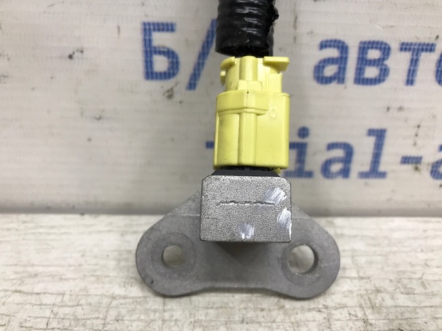 Датчик Айрбег передній 98581EN000 NISSAN