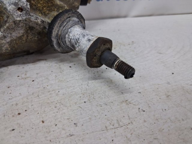 Двигун склоочисника заднього скла 987102L000 HYUNDAI