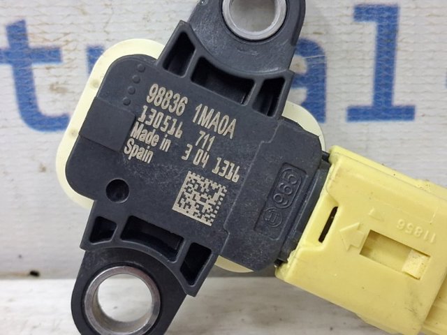 Датчик Айрбег передній 988361MA0A NISSAN