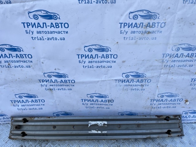 Підсилювач бампера переднього BB5Z17757A FORD