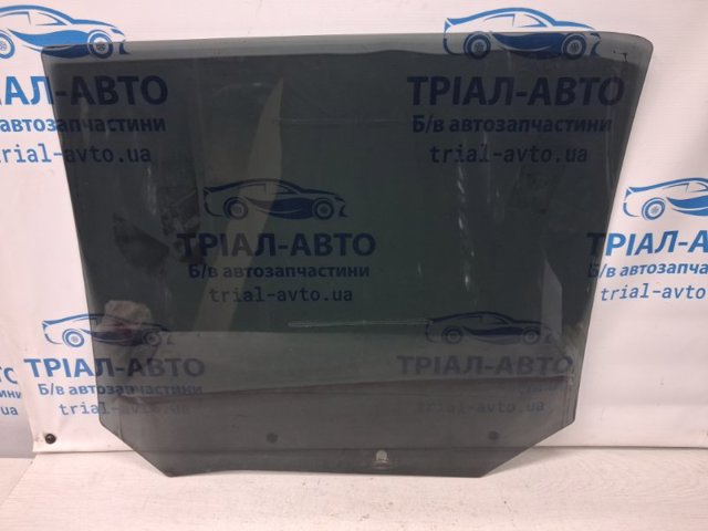Вікно задніх дверей BB5Z7825712C FORD