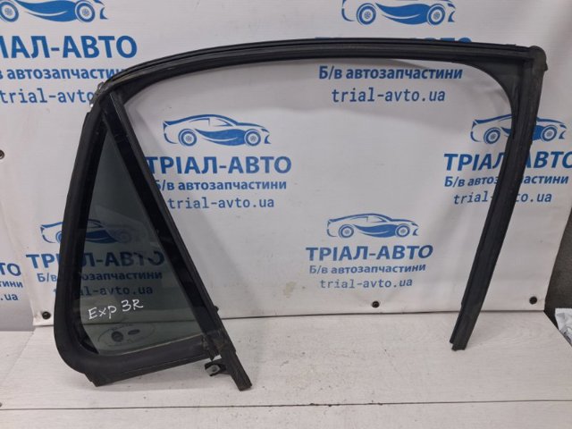 Вікно надставки дверей задніх BB5Z7825766A FORD