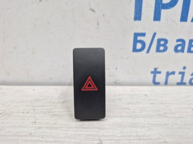 Кнопка аварійної сигналізації BHR1664H0 MAZDA