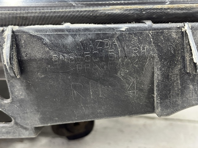 Фара основна права BN8V510K0D MAZDA