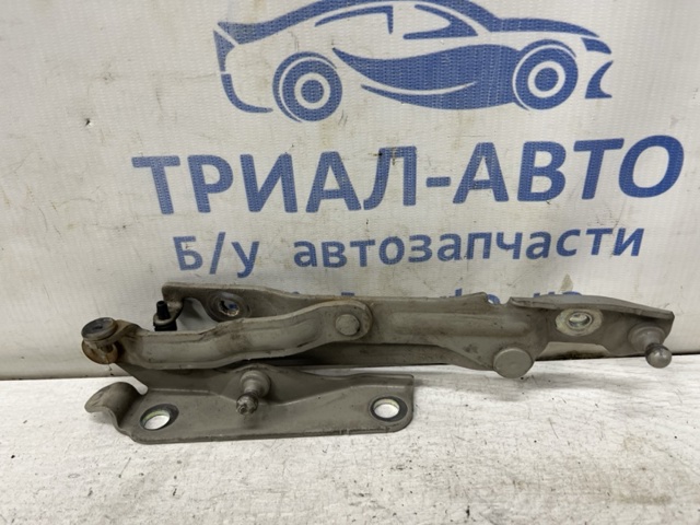 Шарнір кришки багажника BN8V52720C MAZDA