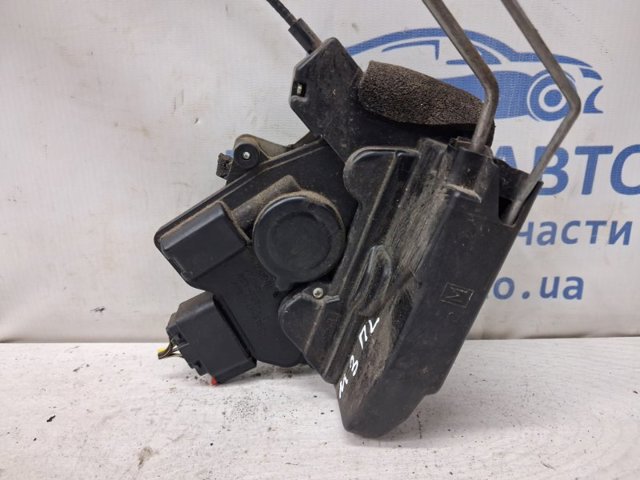 Замок водійських дверей BP4K59310D MAZDA