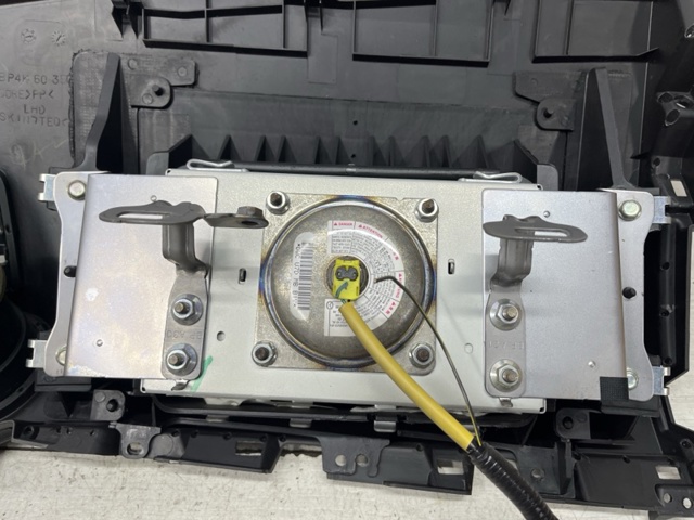 Подушка безпеки пасажира BP4S57K50A MAZDA