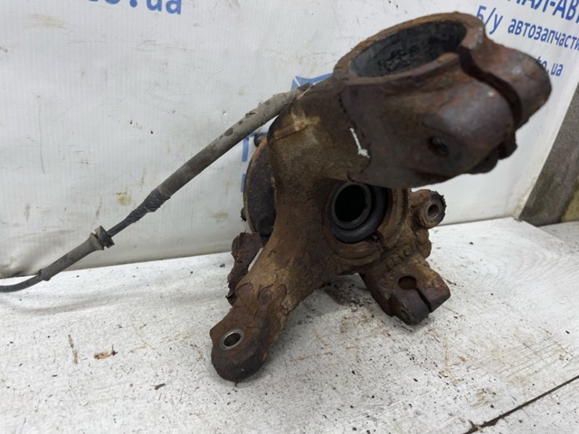 Цапфа поворотного кулака BR5S33031 MAZDA